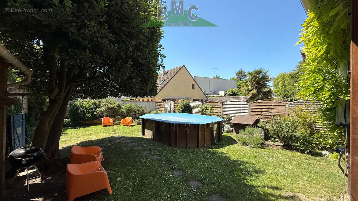 Maison à SAINT-LEU-LA-FORET