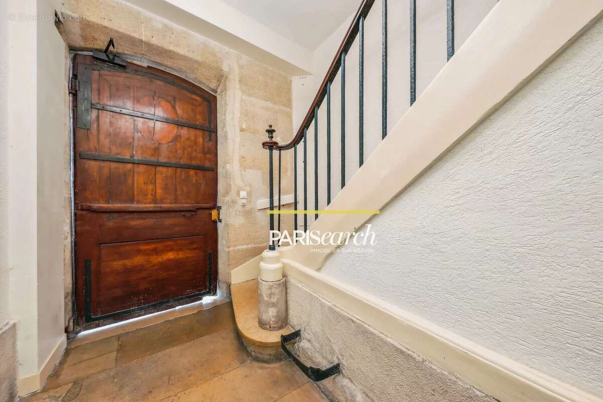 Appartement à PARIS-5E