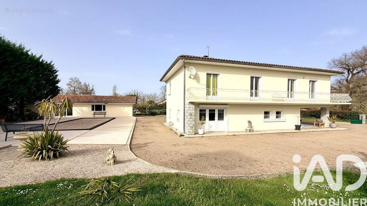 Photo 1 - Maison à MIRANDE