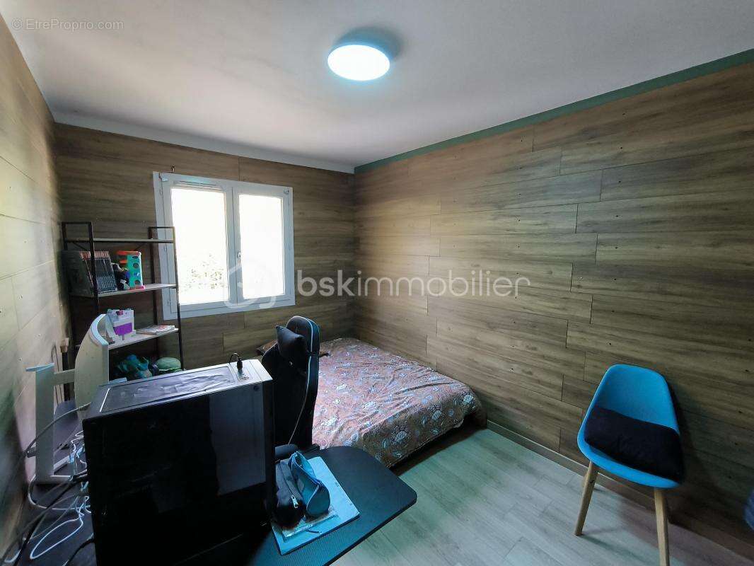 Maison à RIBAUTE-LES-TAVERNES