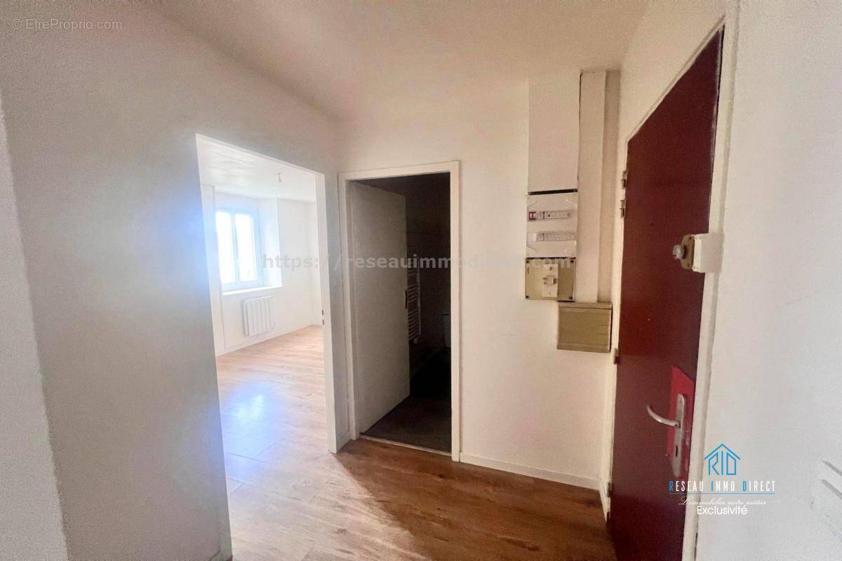 Appartement à CHABONS