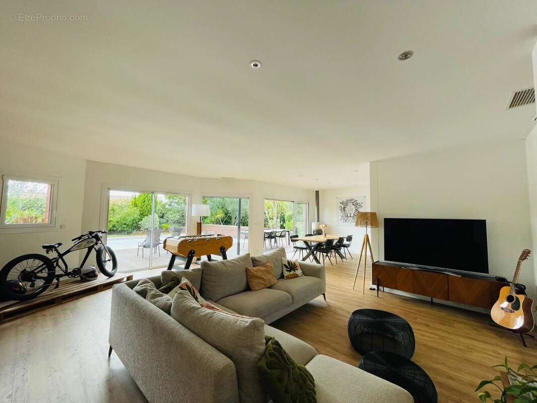 Maison à VIGOULET-AUZIL