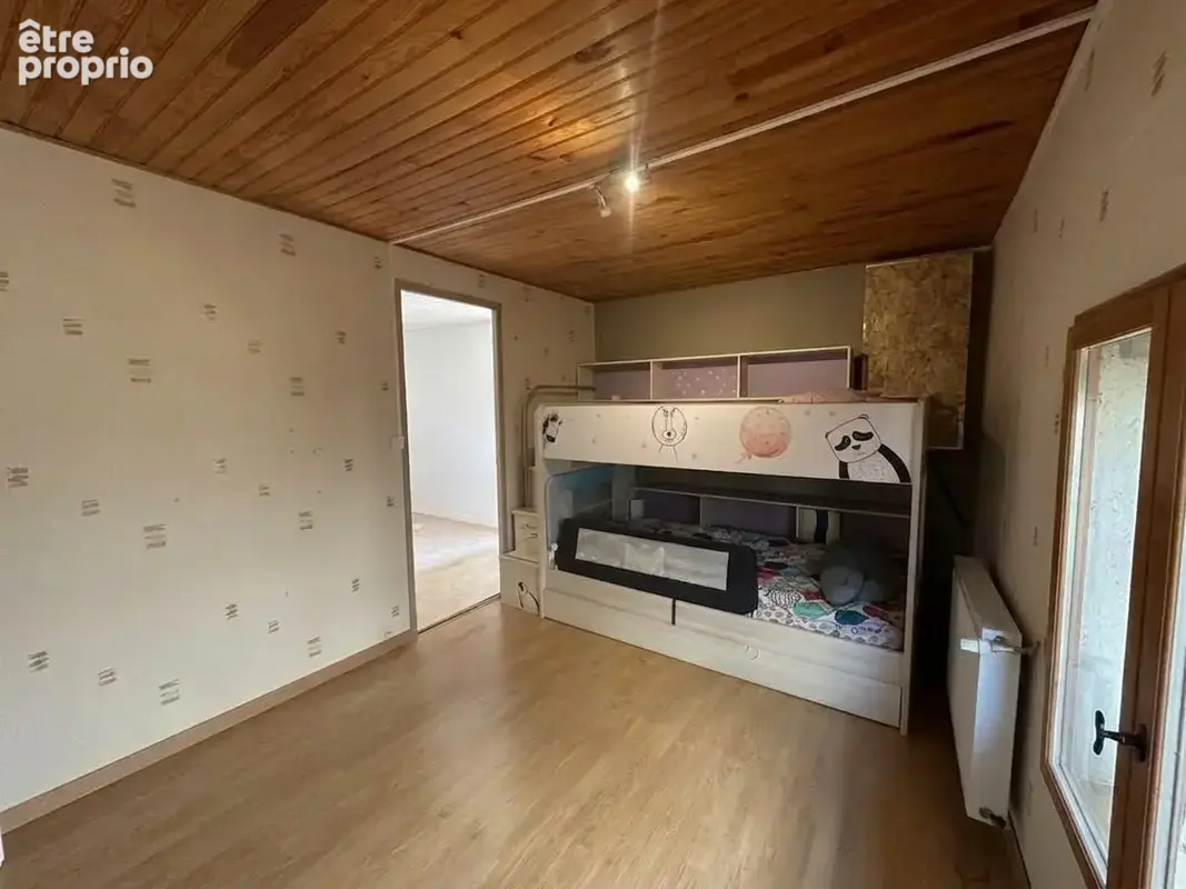 Maison 7 pièces 130 m² à vendre à Saint-Martin-En-Bresse (71620) - photo 5