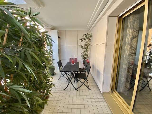Appartement à LEVALLOIS-PERRET