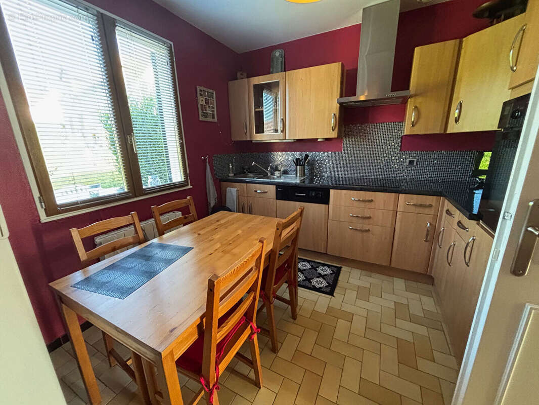 Maison à NEUILLY-EN-THELLE