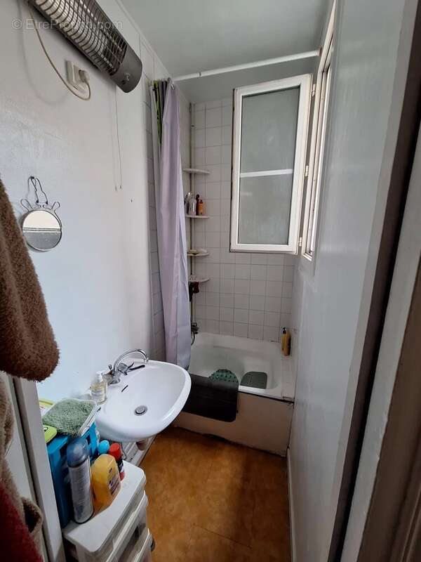 Appartement à PARIS-12E
