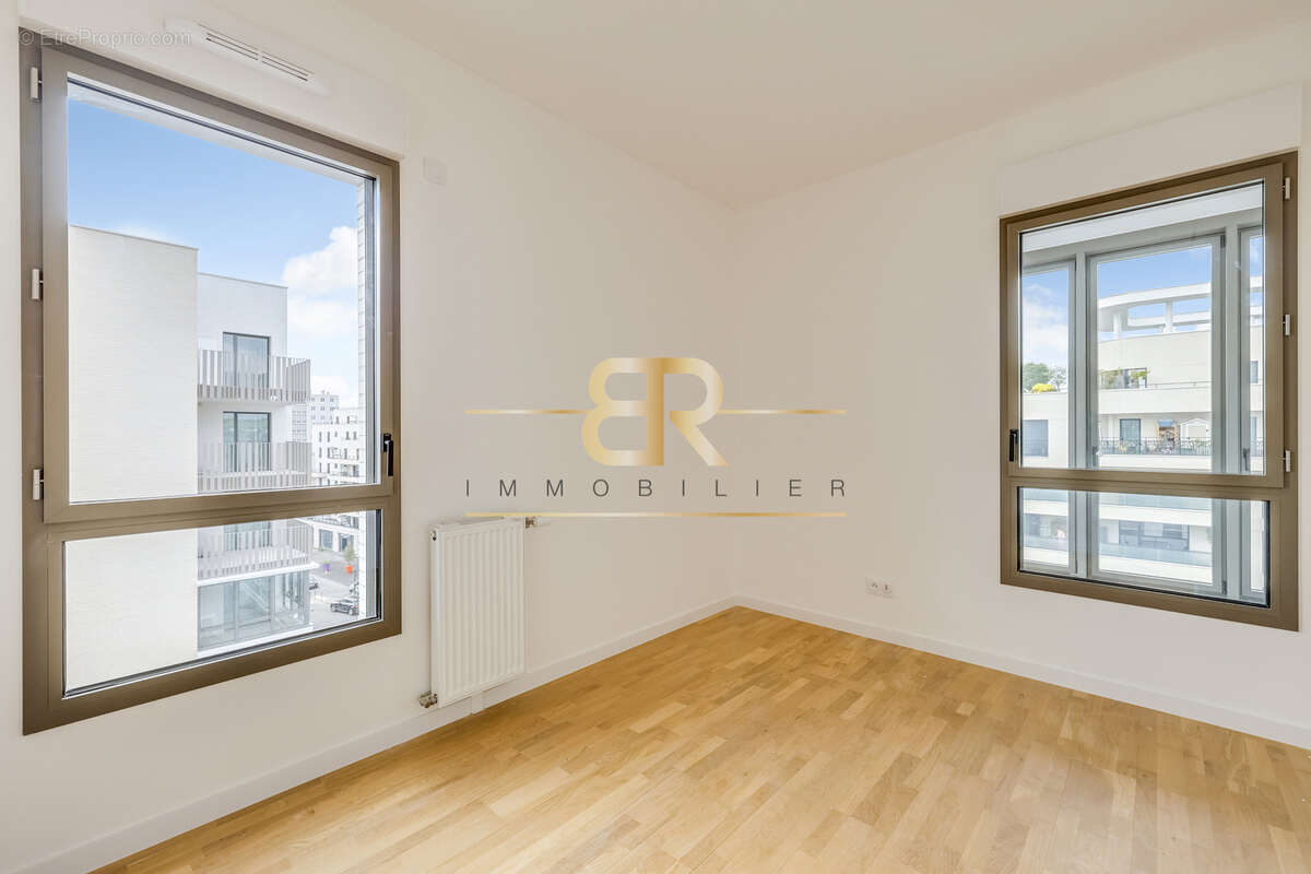 Appartement à COLOMBES