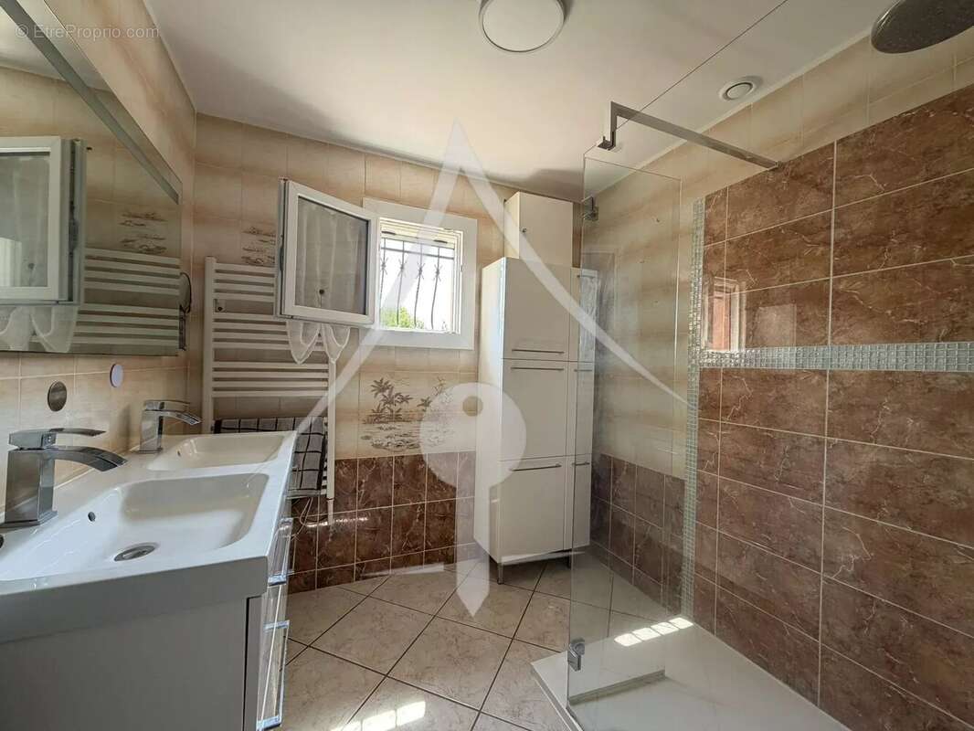 Charmante maison T5 avec piscine et jardin à Longages - photo 11