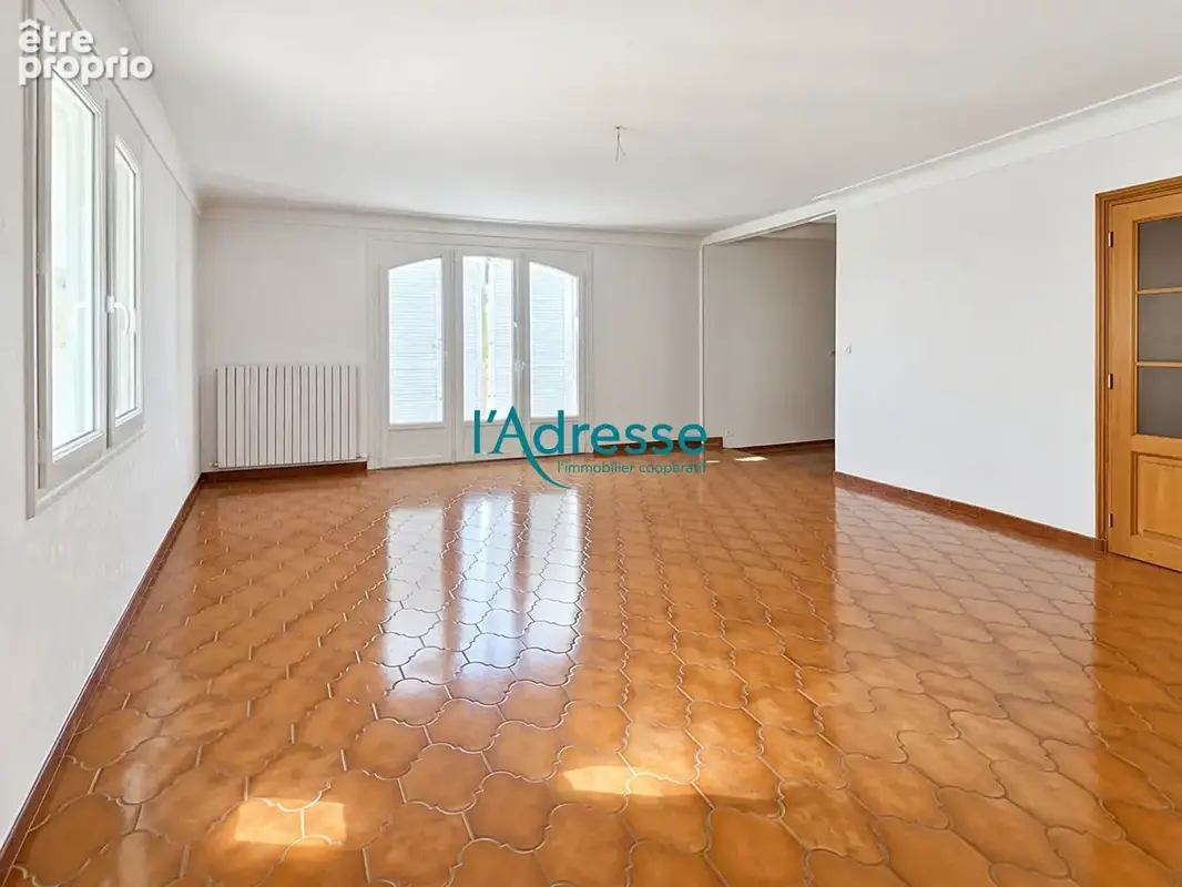 Maison 4 chambres sur sous-sol - photo 4