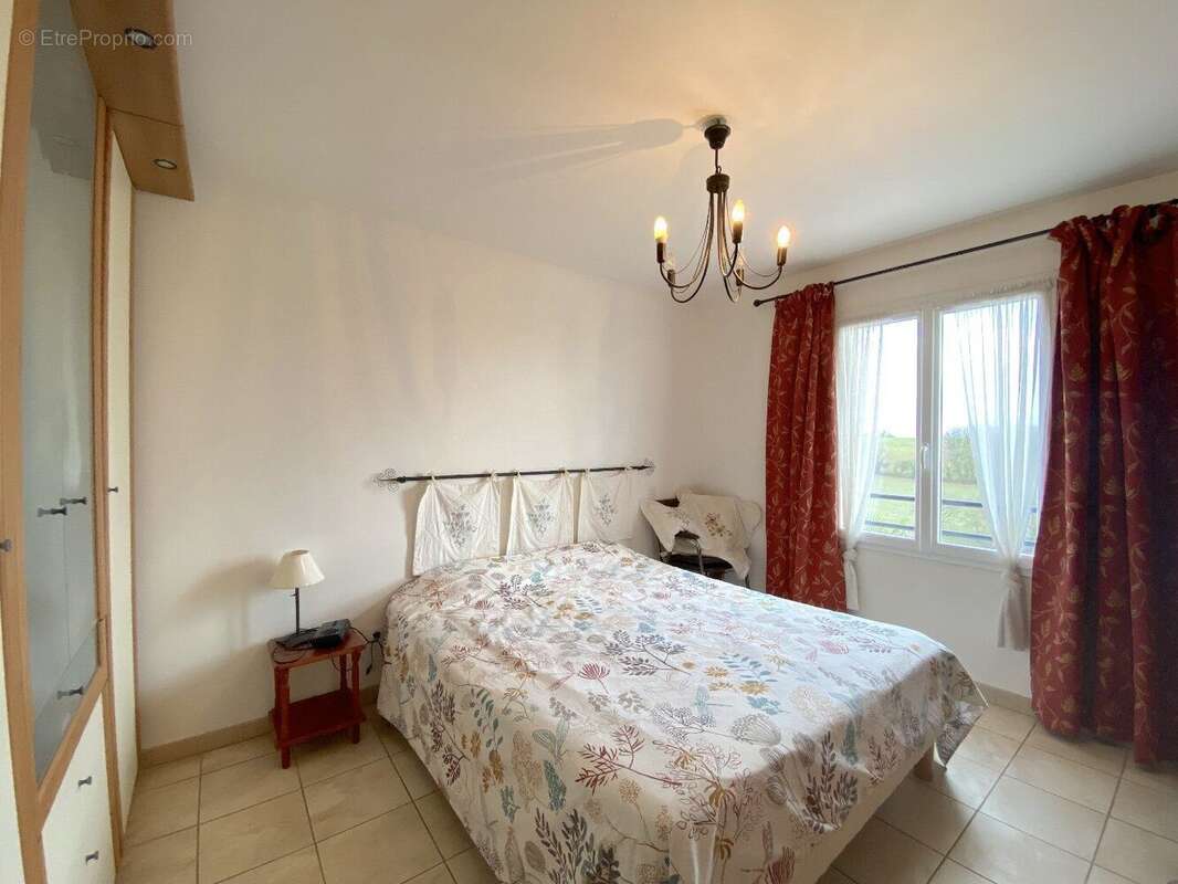 Maison contemporaine ave vue à gurat!! - photo 9