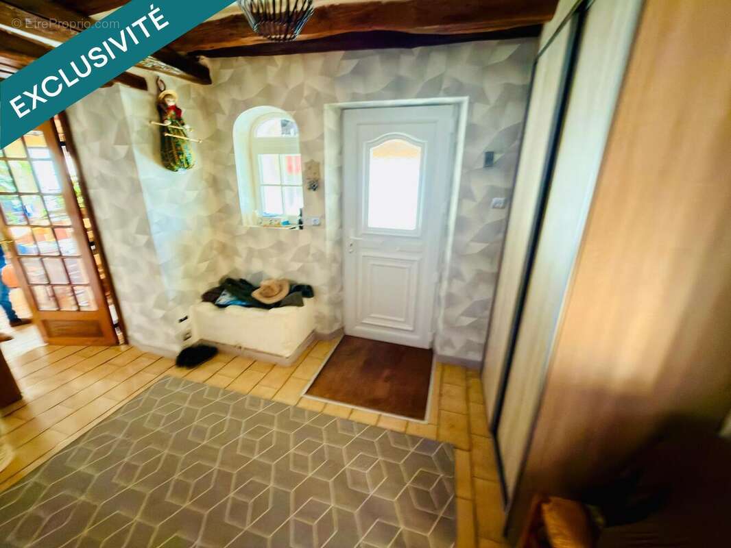 Photo 2 - Maison à BUSSY-EN-OTHE