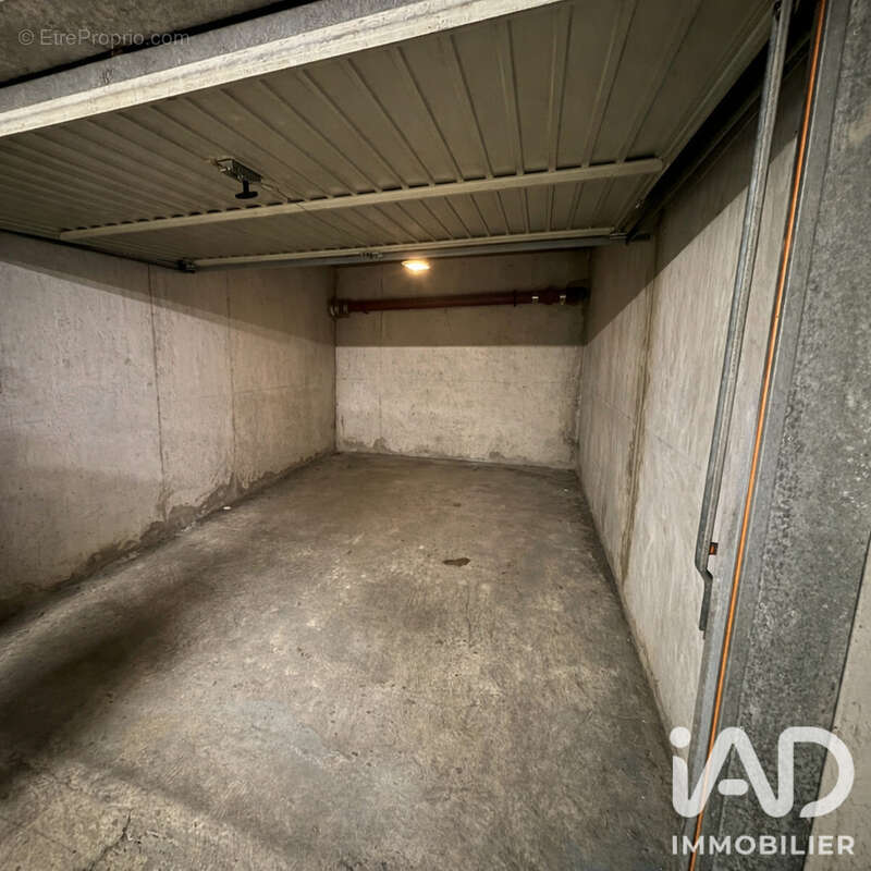 Parking 15 m² à Les Sables-D'olonne  - photo 2