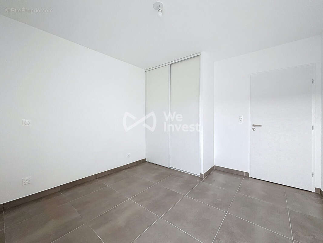 Appartement à VIC-LA-GARDIOLE