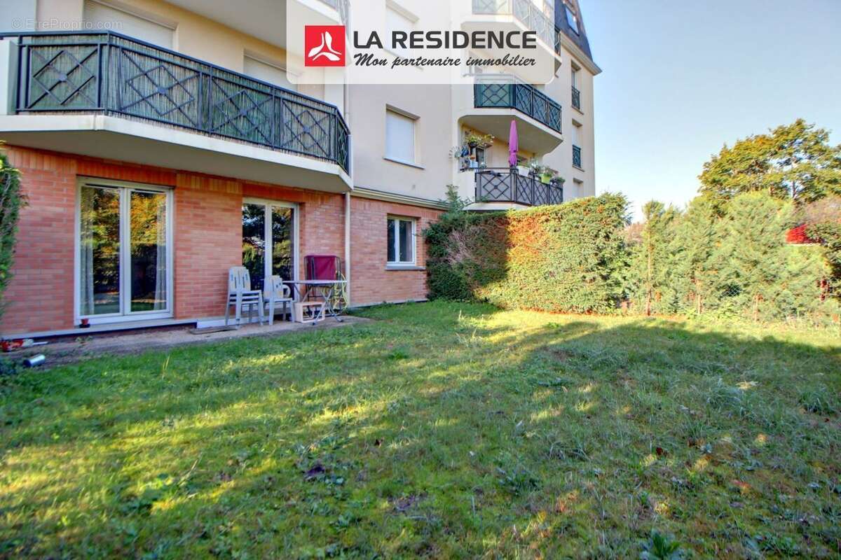 Appartement à VERNEUIL-SUR-SEINE