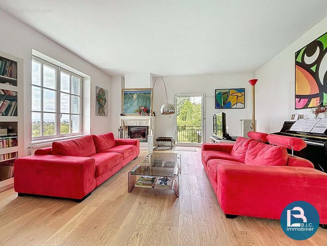 Maison à SAINT-DIDIER-AU-MONT-D'OR