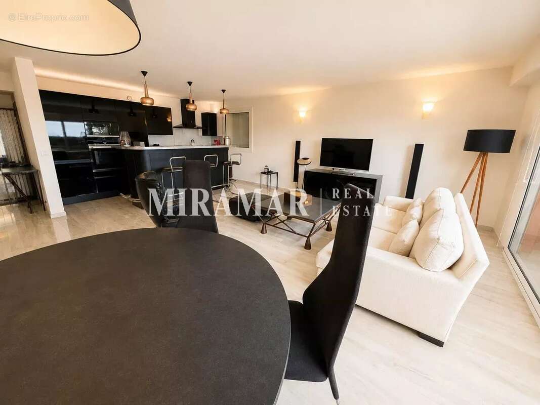 Appartement à VILLEFRANCHE-SUR-MER