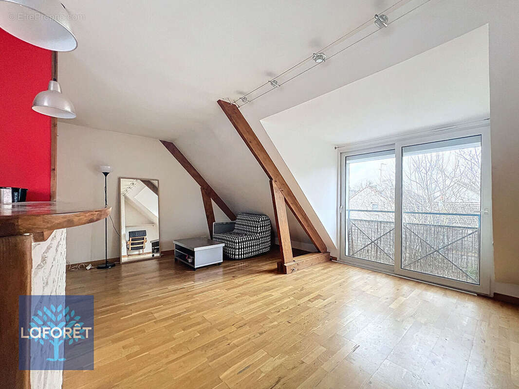 Appartement à SAINT-GERMAIN-LES-CORBEIL