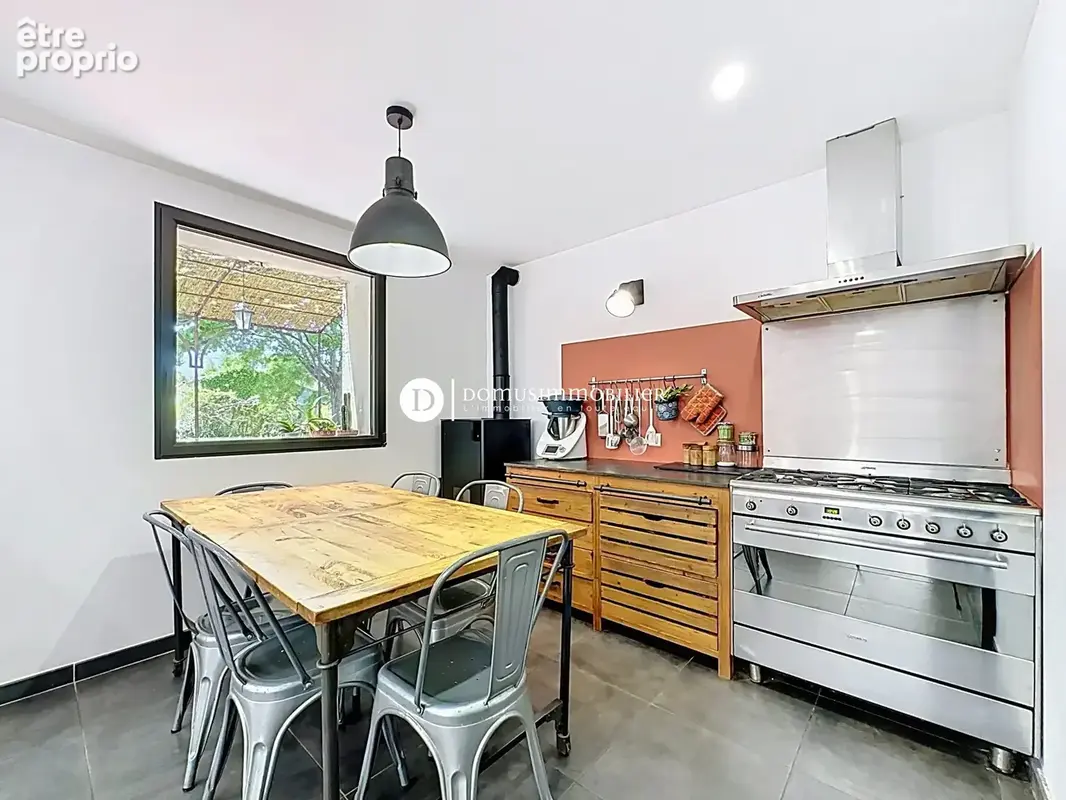 Maison 6 pièces 246 m² à vendre à Le Pontet (84130) - photo 7