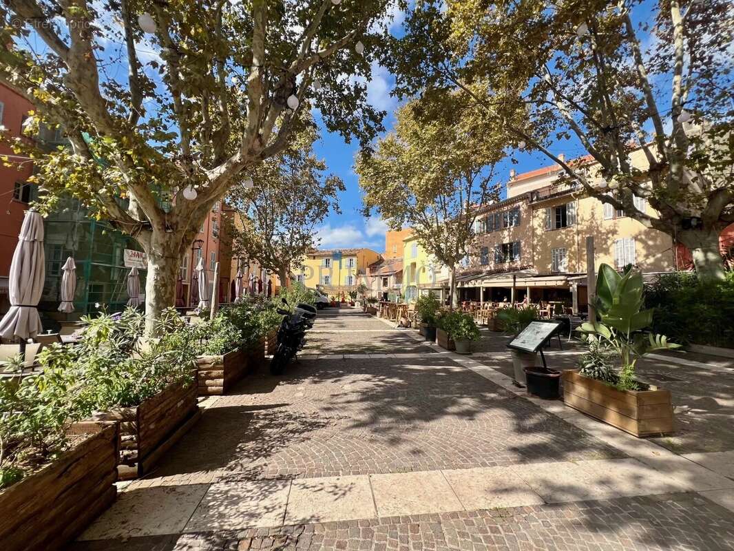 Appartement à FREJUS