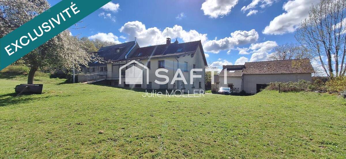 Photo 1 - Maison à LA POUGE