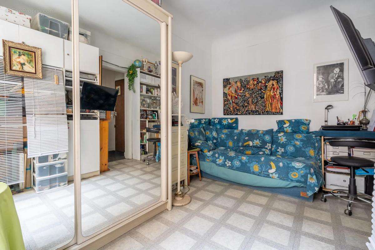 Appartement à PARIS-19E