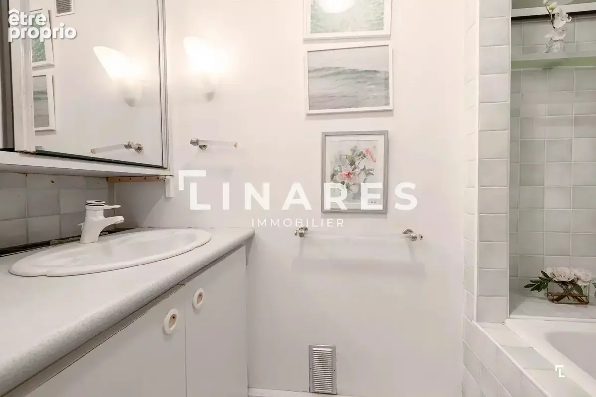 LE CALME D'EDEN - Appartement T5 de 119 m2 - Résidence sécurisée - 13008 Carré d'Or - photo 8