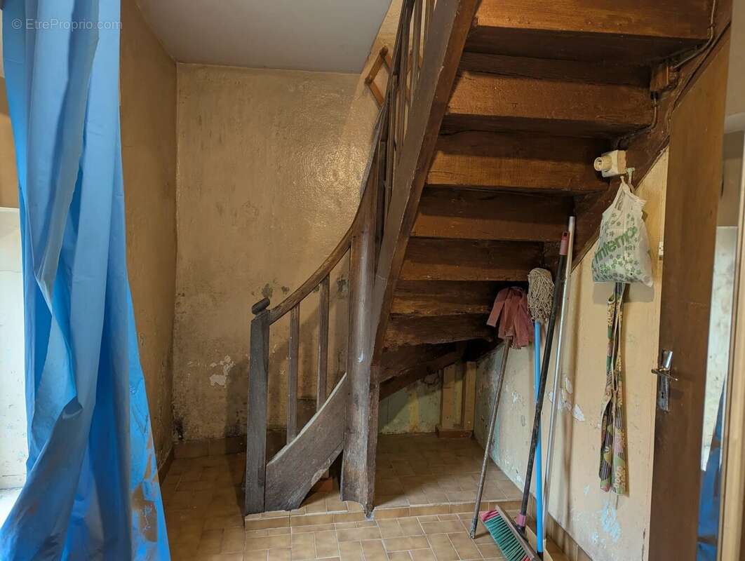 Maison à MONTMORILLON