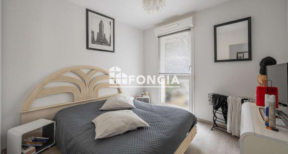 Appartement à PAREMPUYRE