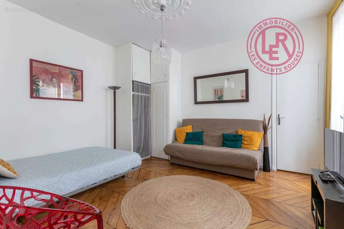Appartement à PARIS-3E