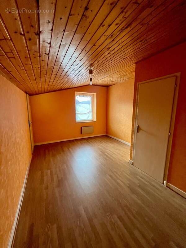 Maison à SAINT-MARTIN-DU-FRENE