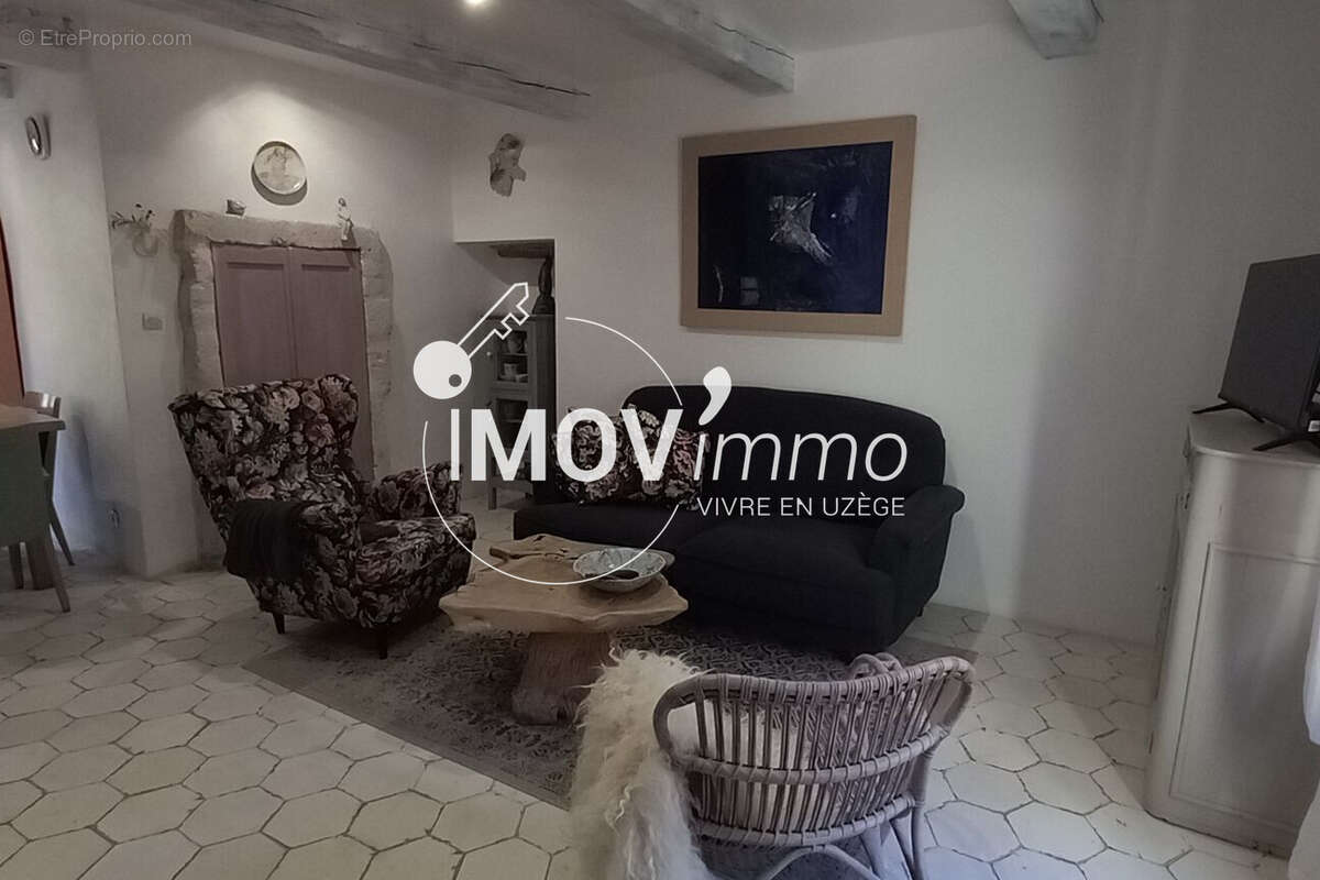 Maison à SAINT-QUENTIN-LA-POTERIE