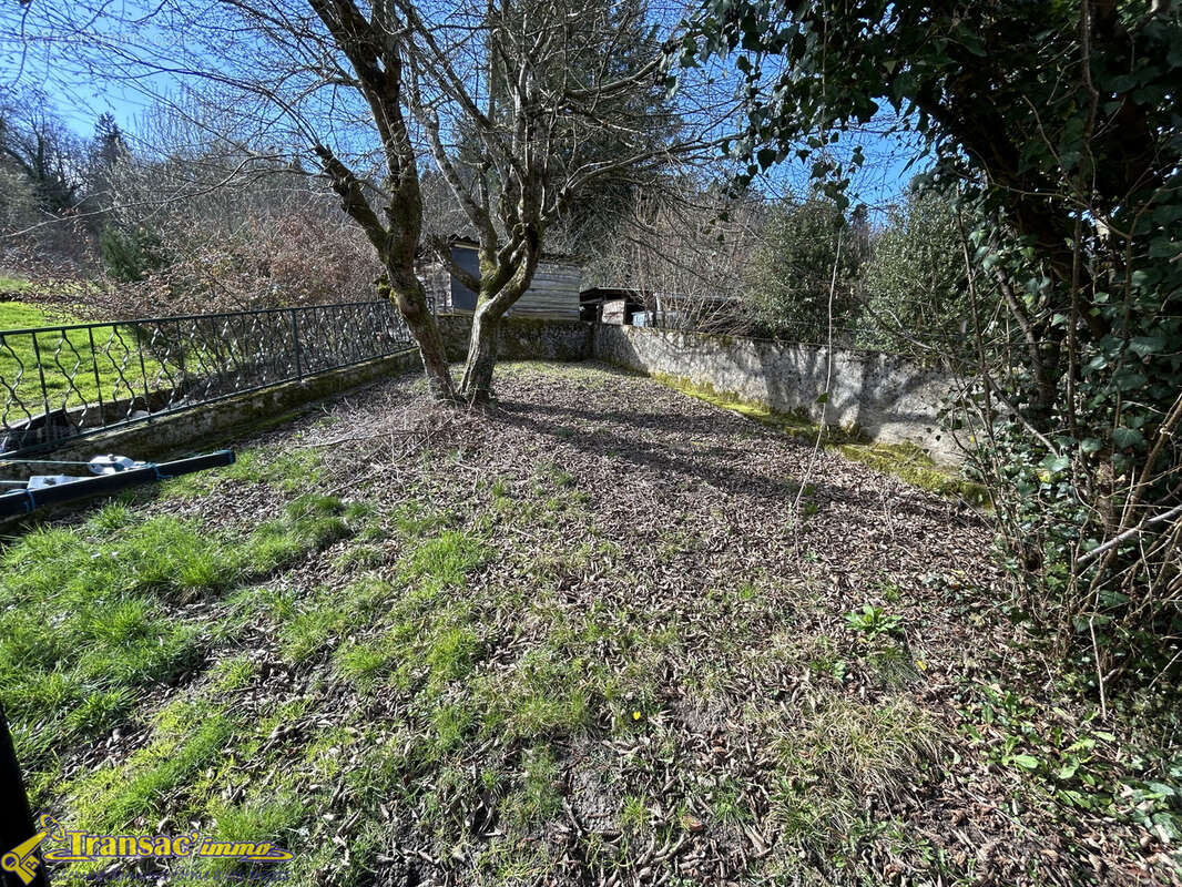 Maison 4 pièces 107m2 avec jardin et cour - photo 2