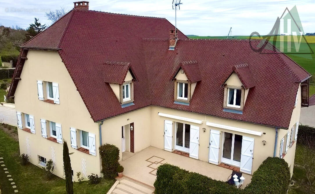 Maison à PLESSIS-BARBUISE