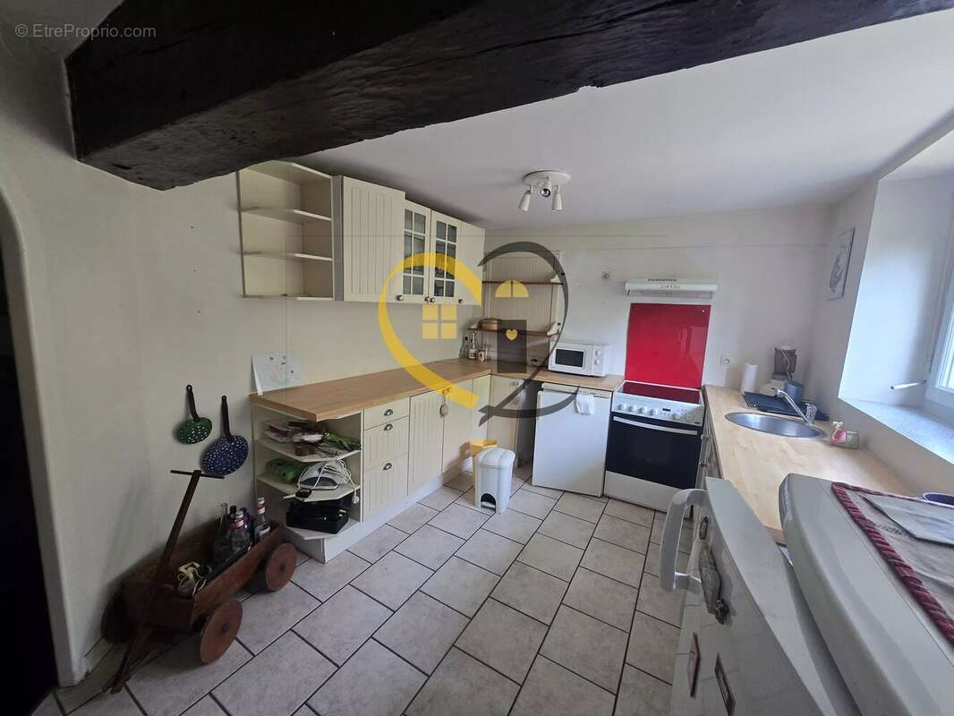 A VENDRE Maison de village à Etrechy - photo 3