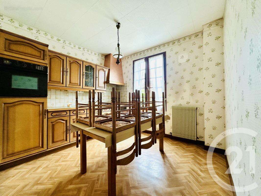Maison 230 m² à La Porcherie  - photo 32