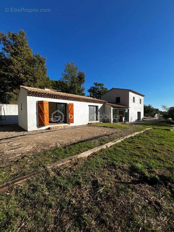 Maison à DRAGUIGNAN