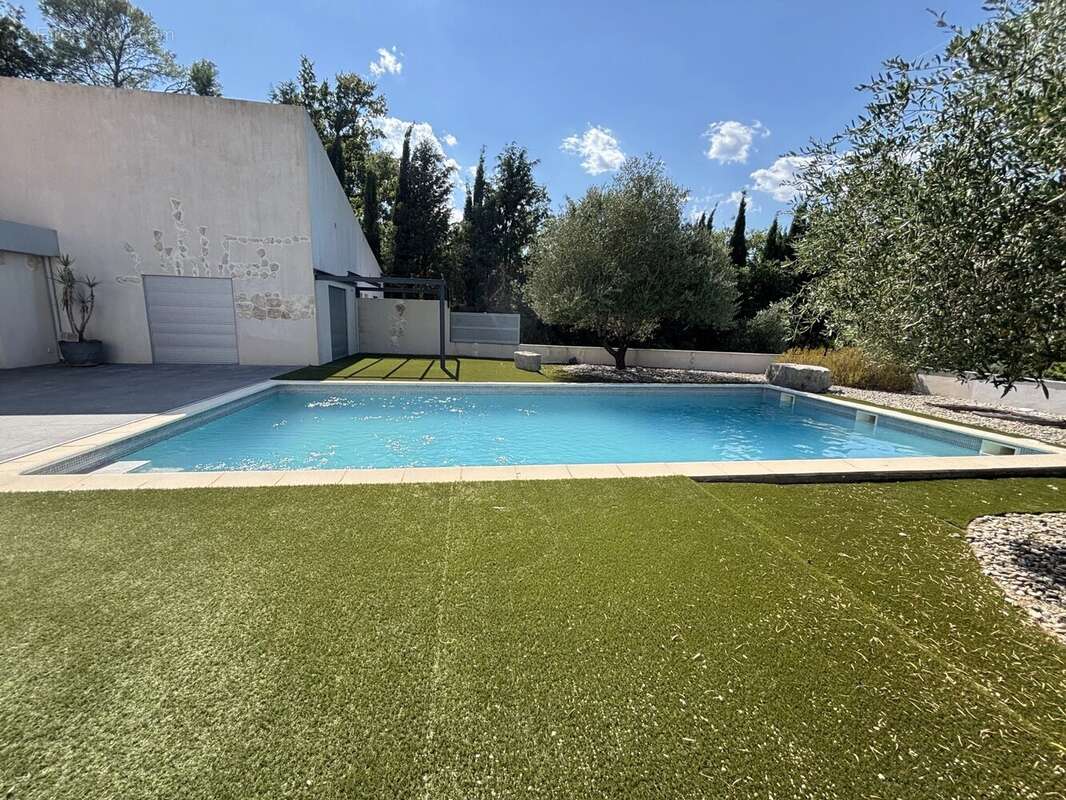 Maison à FIGANIERES