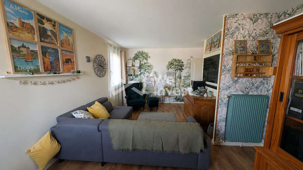 Chambre 2 = 18.84 m² - Appartement à LE MANS