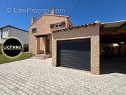 Maison à CHATEAUNEUF-LES-MARTIGUES