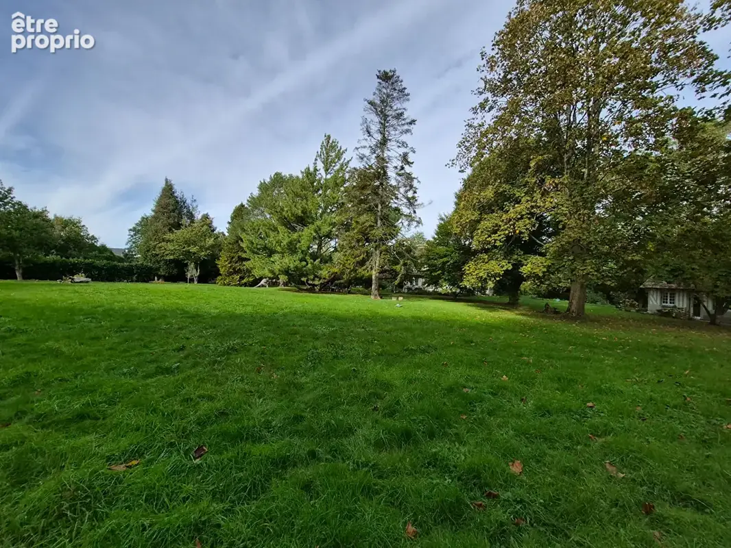 Propriété à vendre  La Rivière-Saint-Sauveur  100 m²  4 chambres  Parc de 7 000 m² - photo 4