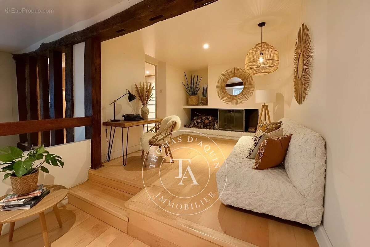 Appartement à PARIS-6E
