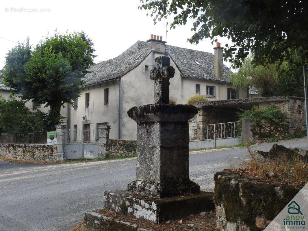 Maison à SAINT-AMANS-DES-COTS
