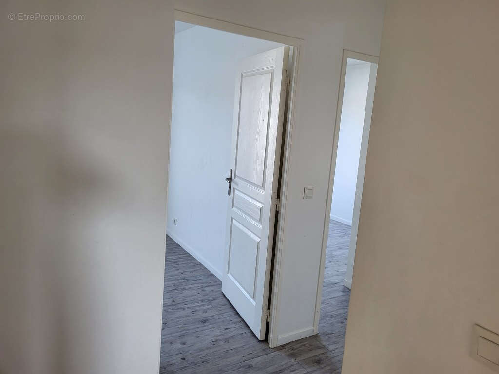 Appartement à EPERNON