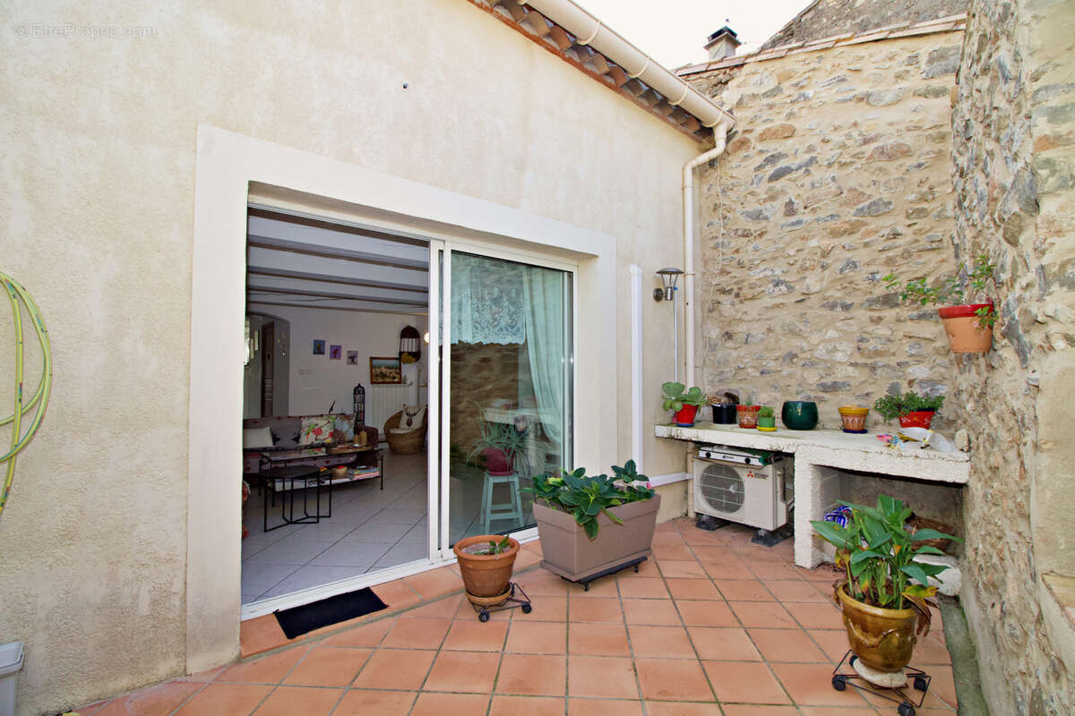 Maison à LEZIGNAN-CORBIERES