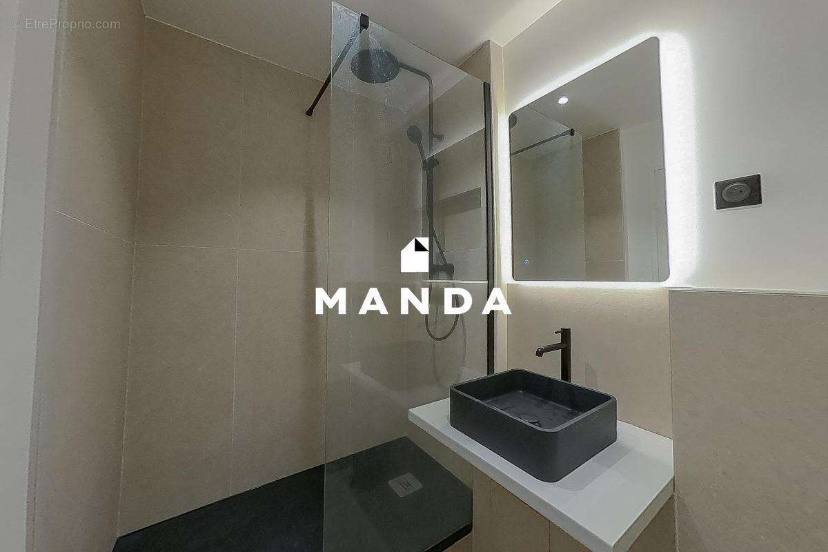 Appartement à NANTERRE