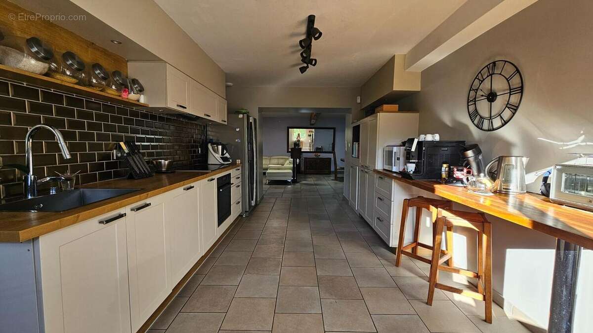 Photo 8 - Maison à SALVAGNAC