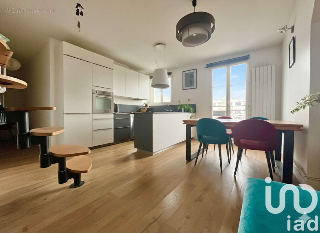 Photo 2 - Appartement à IVRY-SUR-SEINE