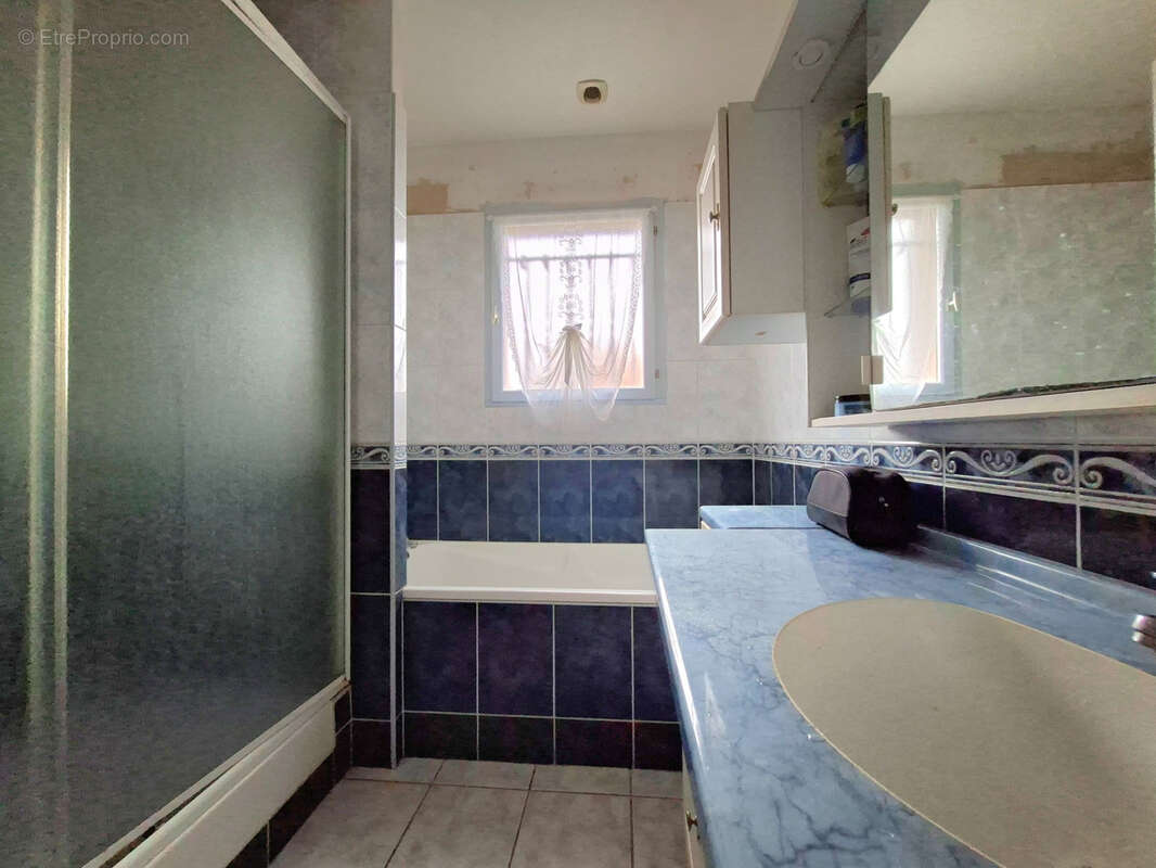 Maison à SAINT-OUEN-LE-MAUGER