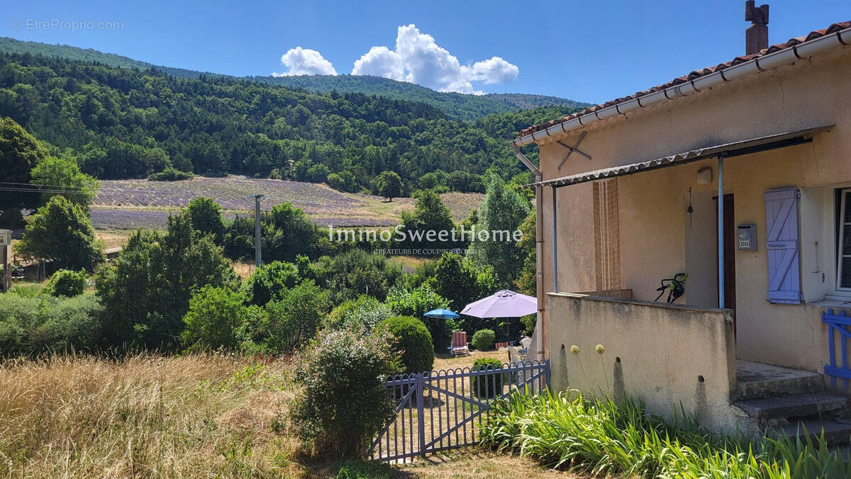 Maison à LA ROCHETTE-DU-BUIS