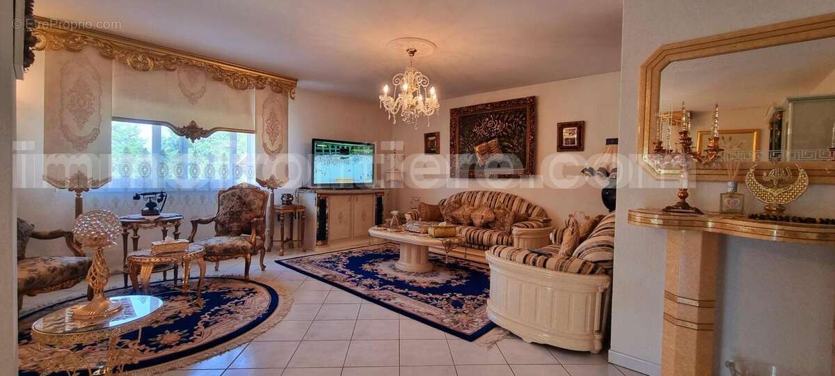 Maison 175 m² à Vetraz-Monthoux  - photo 5